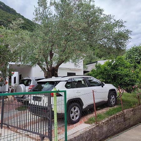Holiday House In The Kotor Bay Exterior photo