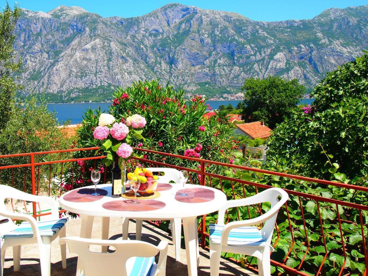 Holiday House In The Kotor Bay Exterior photo