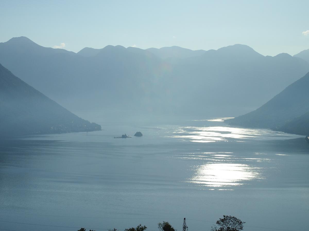 Holiday House In The Kotor Bay Exterior photo